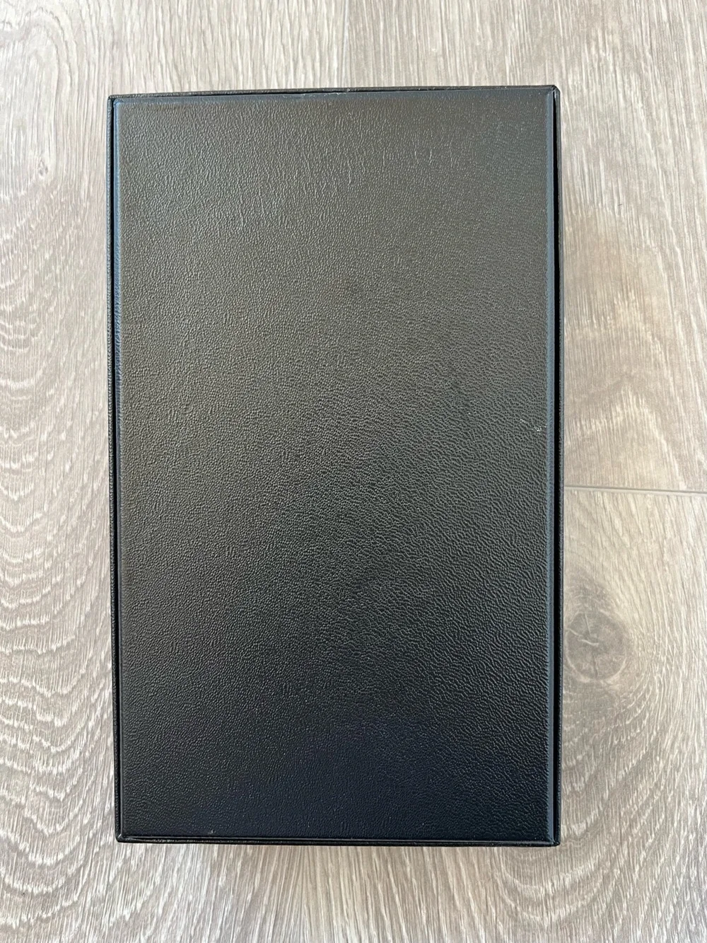 Chanel Box (BB81)